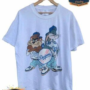 Vintage MLB Los Angeles Dodgers Looney Tunes T-Shirt